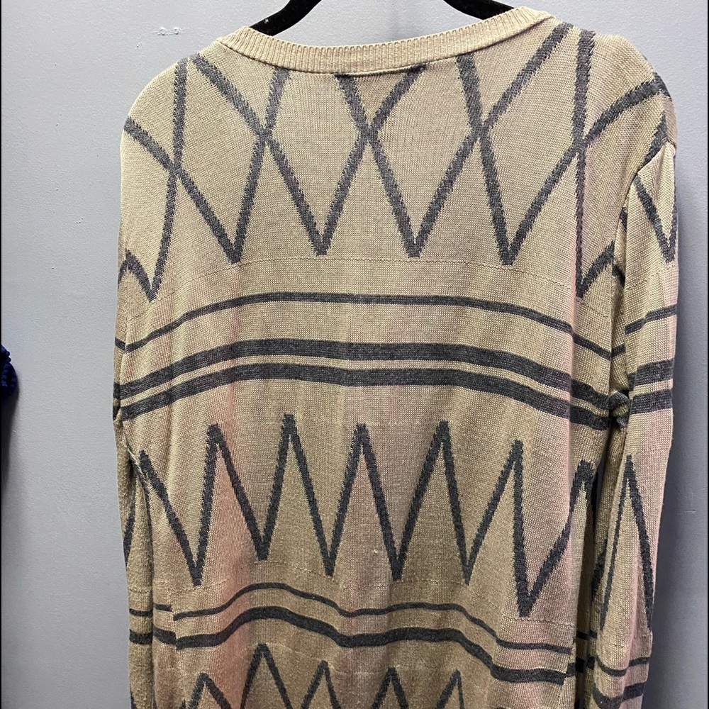 Patterned Cardigan - Picture 3 of 4